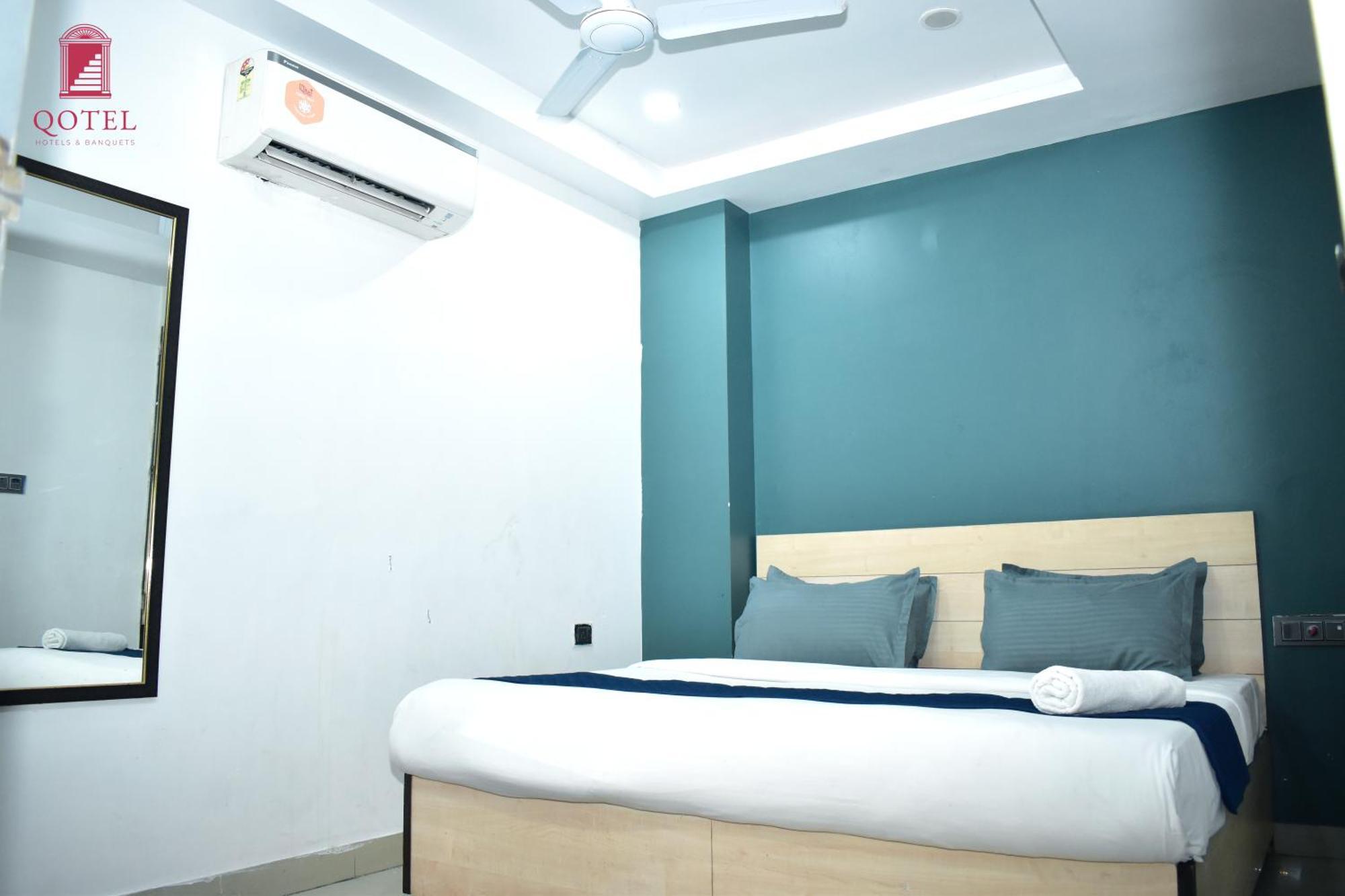 Qotel Hotel Rama Rohini Sector-24 Couple Friendly Delhi  Eksteriør bilde